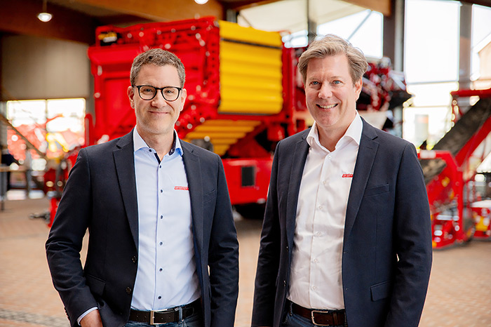 Johannes Lesch, Director Customer Services und Dr. Thomas Funk, Director Sales der GRIMME Landmaschinenfabrik. ©GRIMME